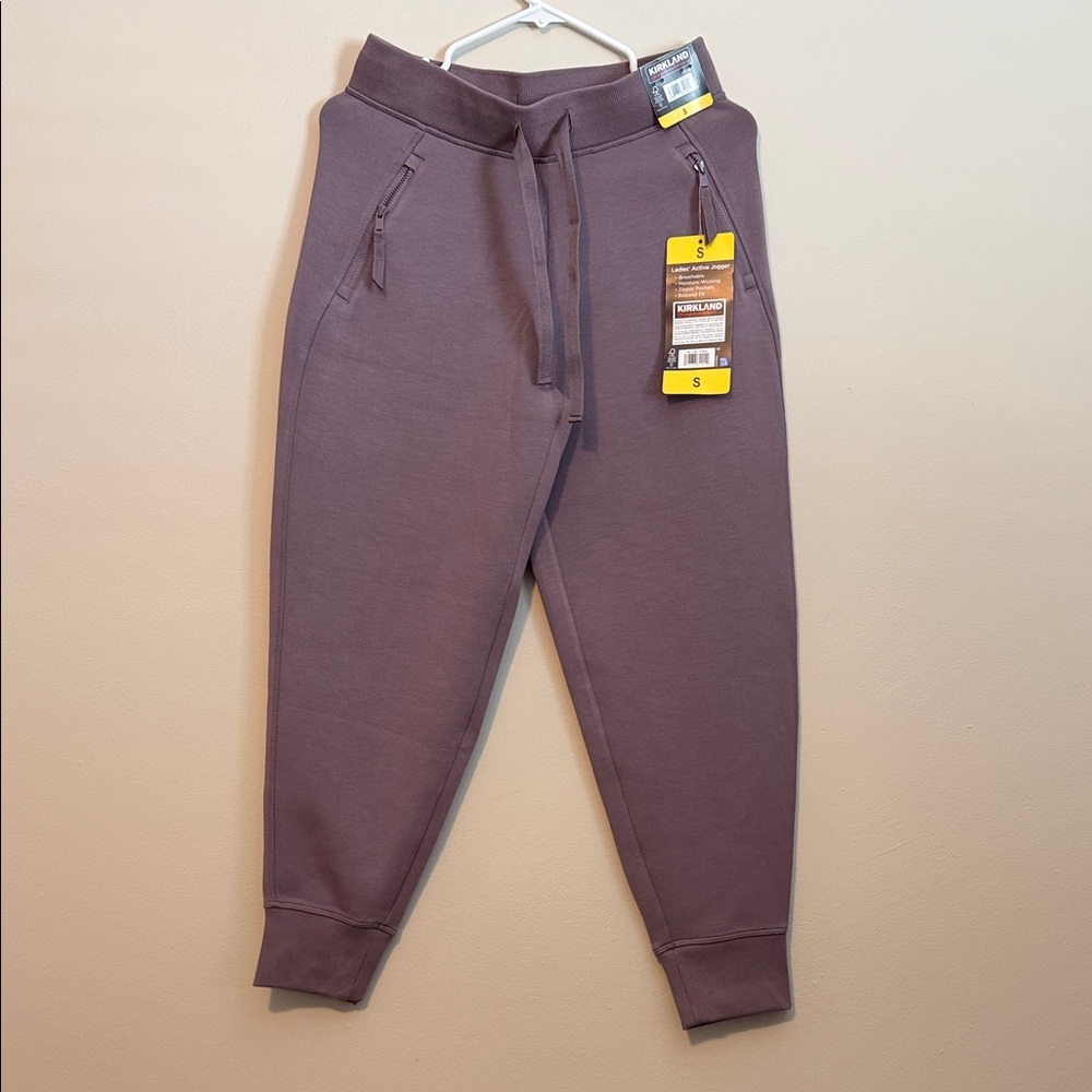 Purple women’s size small Sweatpants the best joggers!
